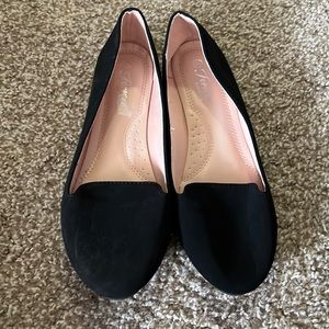 Black Flats size 8 1/2